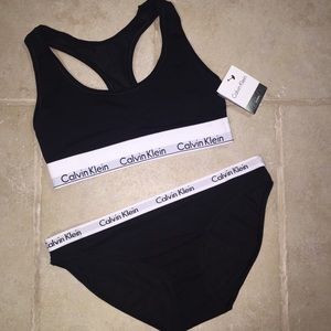 Calvin Klein Bralette & panty set